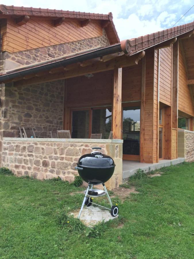 Вилла Les Perruchons Ancienne Grange Renovee Avec Soin Ozolles Экстерьер фото