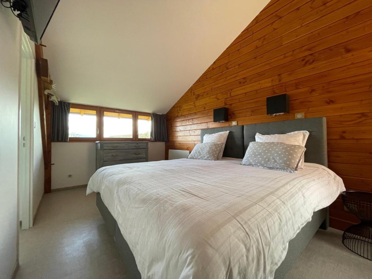 Вилла Les Perruchons Ancienne Grange Renovee Avec Soin Ozolles Экстерьер фото